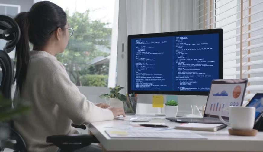 交口县企业数字化解决方案:机器学习赋能商业模式升级的核心路径